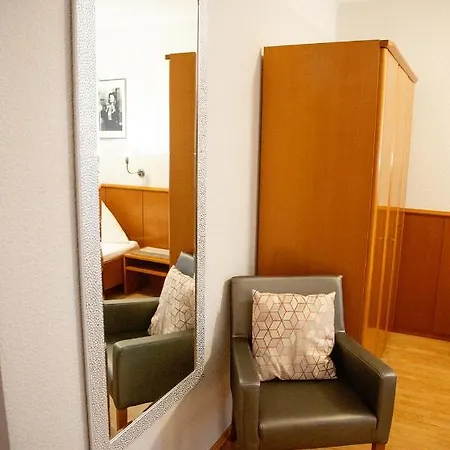 Kleines Westhus Inn Doerpen